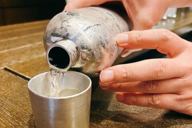 Snow Monkeys, Hokusai & Sake: A Perfect Day in Nagano - Sake tasting beside Obuse’s old streets