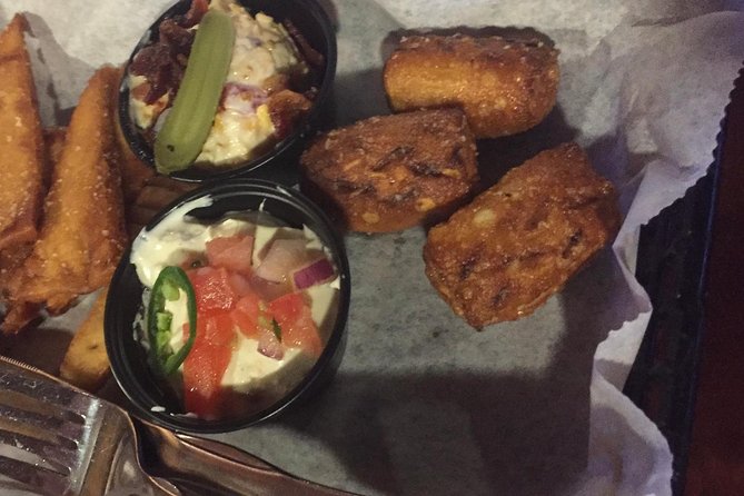 Southern Flavors Food, Pub Crawl, and History Walking Tour - The guide can make or break the afternoon