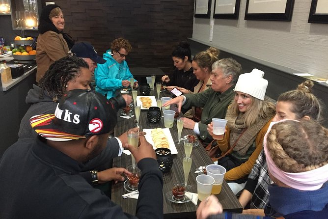 Southern Flavors Food, Pub Crawl, and History Walking Tour - Dietary needs and group size