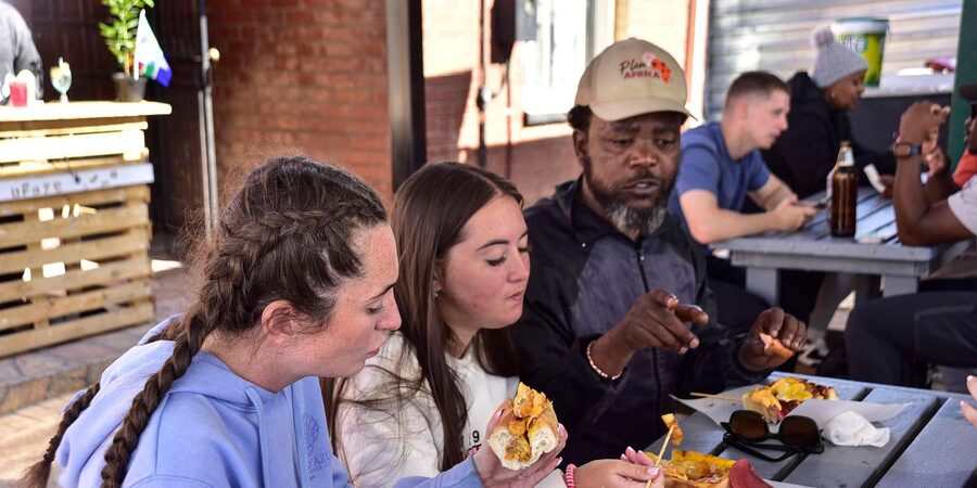 Soweto Food and Beer Tasting Walking Tour with a Local - A second local bar and more time with the community