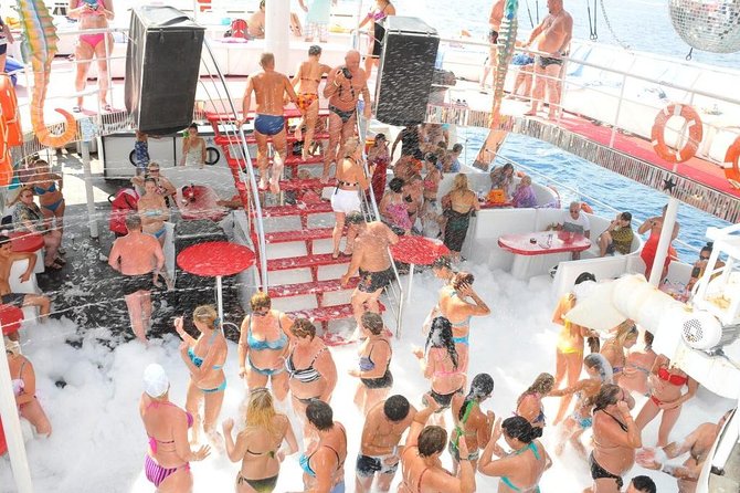 Starcraft Day Trip Party Boat - Key points to know before you book