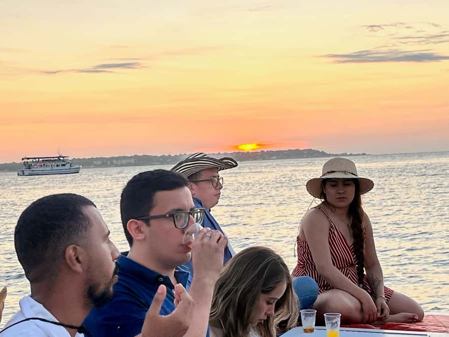 Sunset boat tour open bar and free club entrance Cartagena - Key points to know before you book