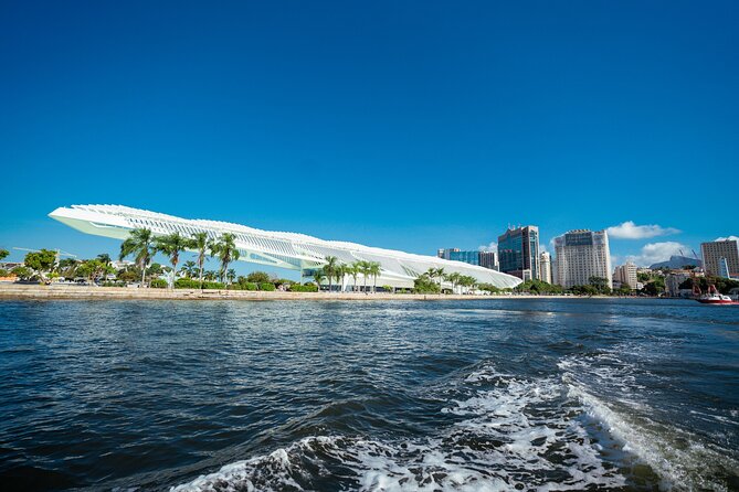 Sunset Boat Tour with Beer, Water, Soda and Snacks included - Guide service and the small-group atmosphere