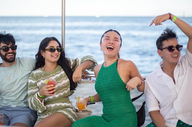 Sunset Sail Party Cruise on the Pez Gato - What you actually get to eat