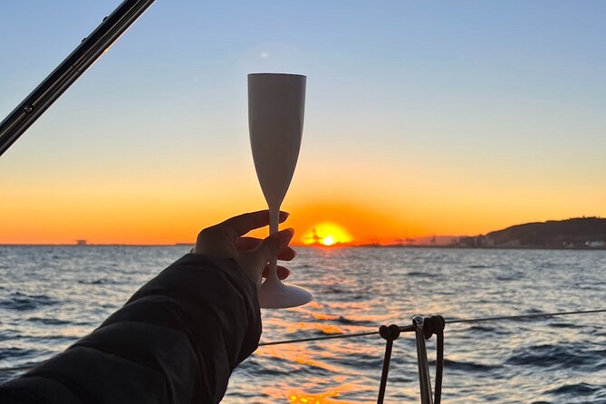 Sunset Sailboat Tour along the Coast with Open Bar - Who will enjoy this boat ride most?