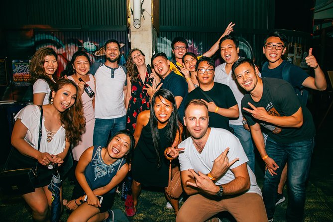 Taipei Nightlife: Taipei Pub Crawls (2 Different Routes) - The middle stops: local drinks, stories, and bar discounts