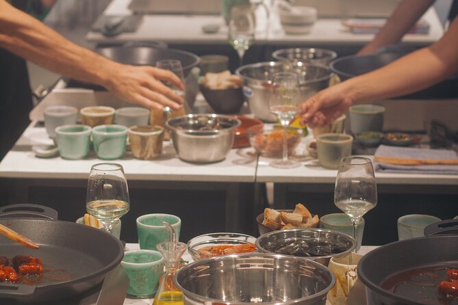 Taste of Spain: Tapas Cooking Class with Bottomless Wine Pairing - Who will enjoy this Madrid cooking class?