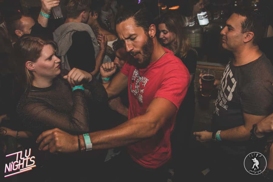Tel Aviv: Pub Crawl with 4 Stops and Free Shots - Stop four: finishing with a club-style night