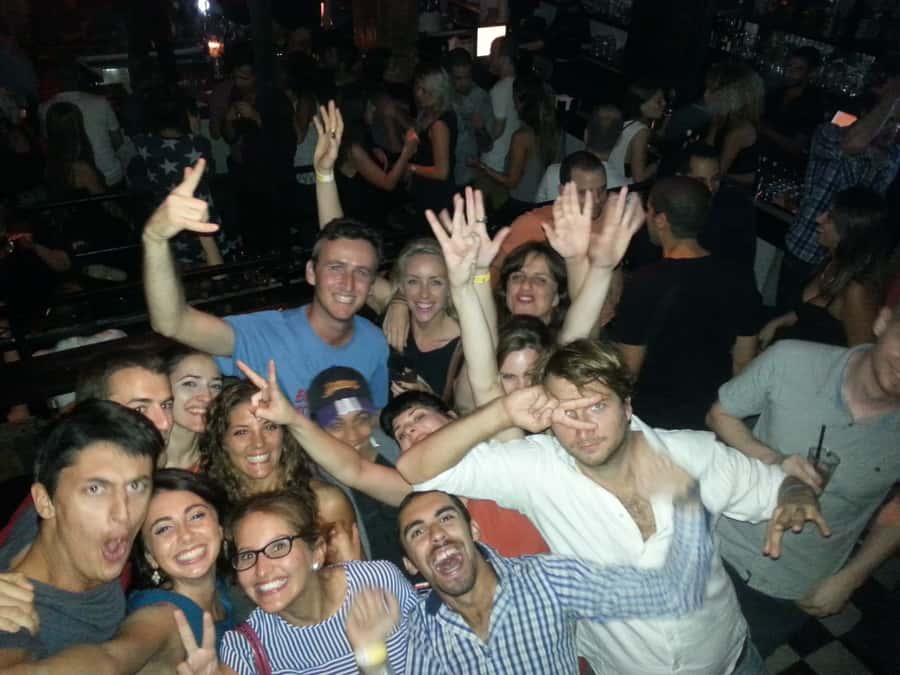 Tel Aviv: Pub Crawl with 4 Stops and Free Shots - What $28 buys you, and what it does not
