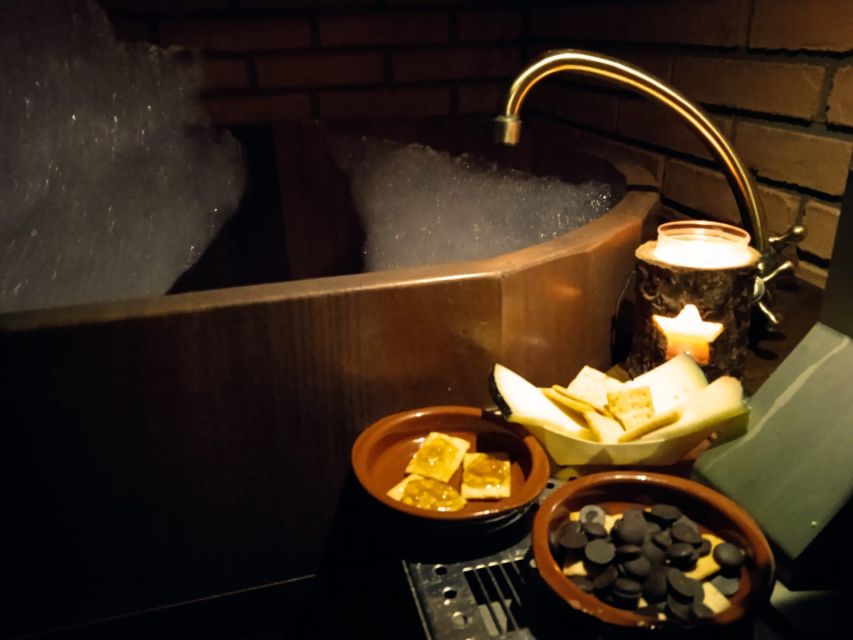 Tenerife: Beer Spa Experience with Tastings and Snacks - The optional massage