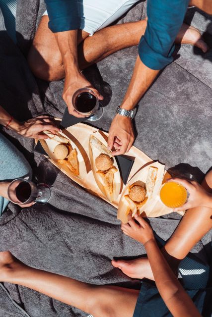 Tenerife: Catamaran Cruise with Brunch and Unlimited Drinks - Palm-Mar and the return to Marina del Sur