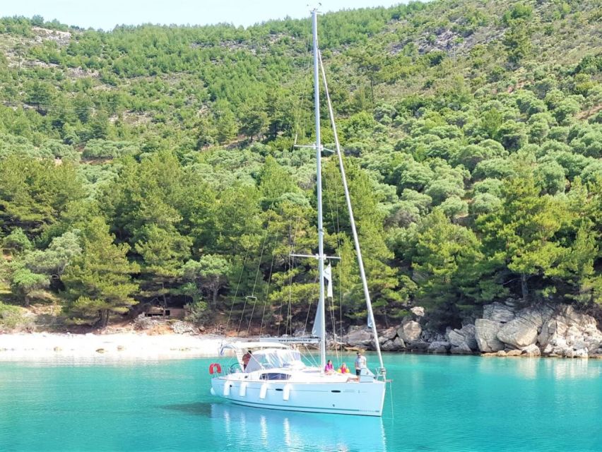Thassos Island: Sailing Day Cruise Beer & Snack - The food, drink, and pace onboard
