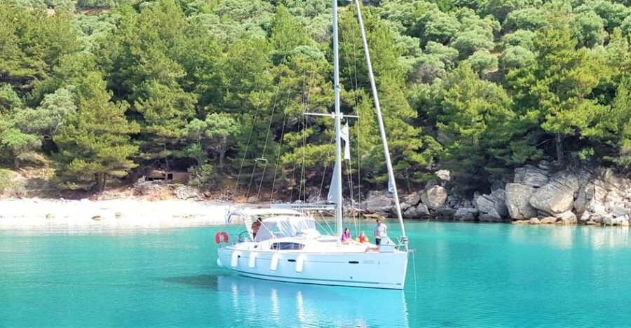 Thassos Island: Sailing Day Cruise Beer & Snack - A 40 to 44 foot boat with room to breathe