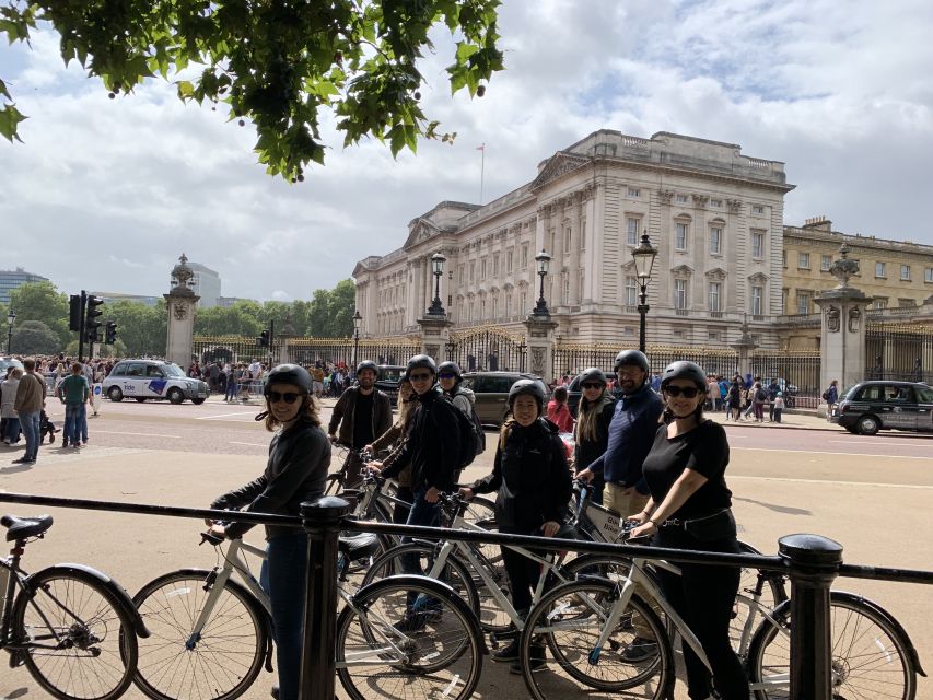 The London "Big Six" and a Pub. 5.5 hour tour - Key points at a glance