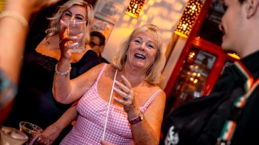 The Original Athens Pub Crawl With VIP Club Entry - Finishing at Dirty Blonde Nightclub