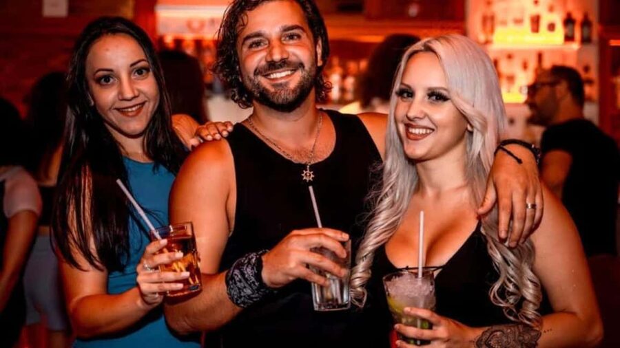 The Original Athens Pub Crawl With VIP Club Entry - Is $21 good value?