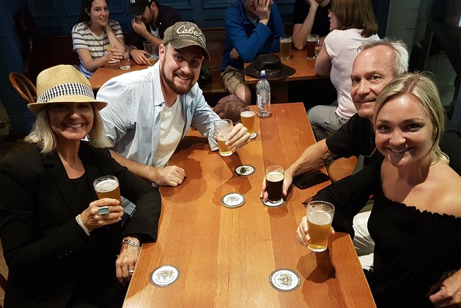 The Rocks Pub Walking Tour - Guide style: funny, local, and informal