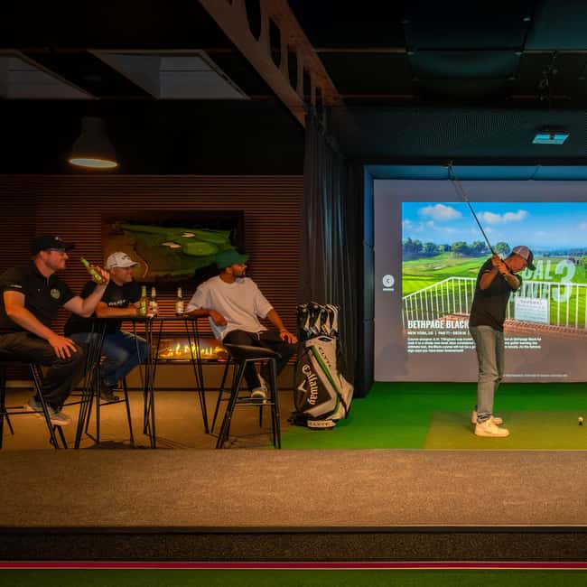 The Ultimate Berlin Golf Bar for Groups, Games & Good Times - Why two hours works better for most groups