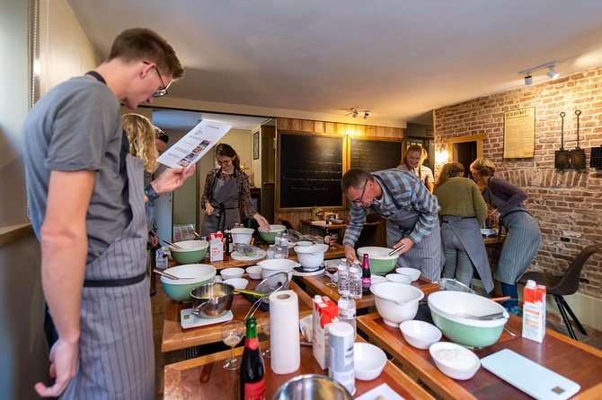 The Waffles 'n Beer Workshop in Bruges Centre - The hosts make the difference