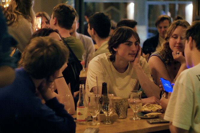 Thursday & Friday Night Pub Crawl for Professionals in Athens - Ending with music and dancing at Pikap Bar