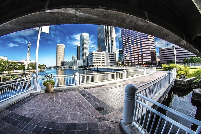 Tiki Boat - Downtown Tampa - The Only Authentic Floating Tiki Bar - Key points to know before you book