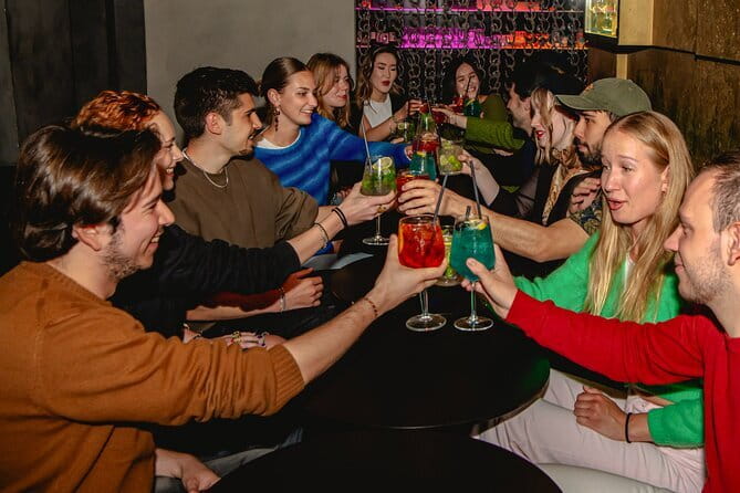 Tipsy Tour: Guided Bar Crawl In Florence with Dark History - What makes this Florence bar crawl different