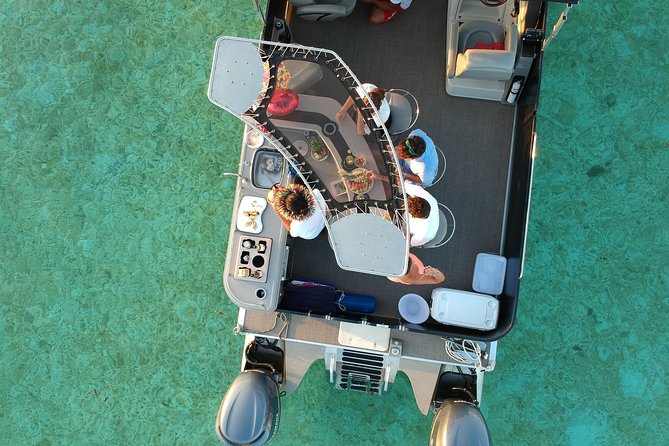 Toa Boat Bora Bora Private Lagoon Tour On Entertainer Bar Boat - Guides Who Add Personality to the Day