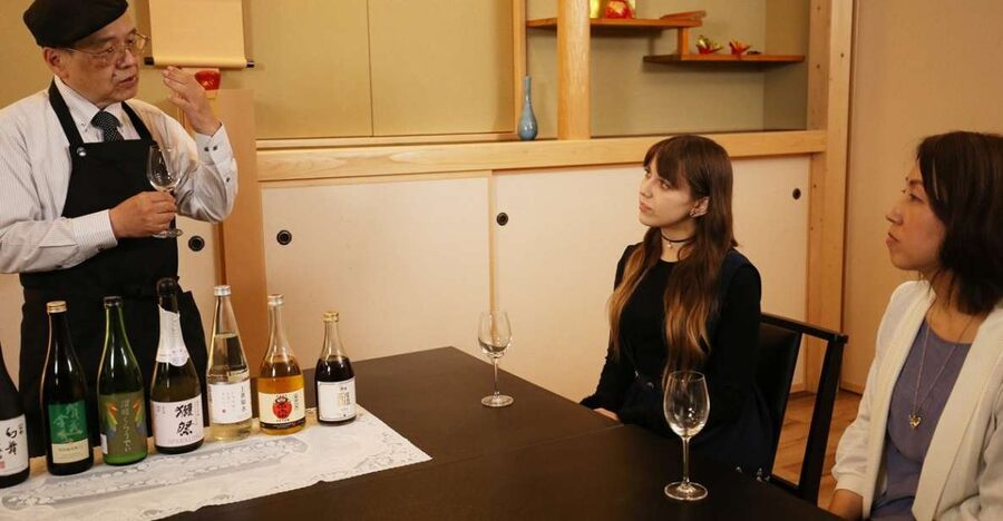 Tokyo: 7 Kinds of Sake Tasting with Japanese Food Pairings - The first lesson: what sake actually is