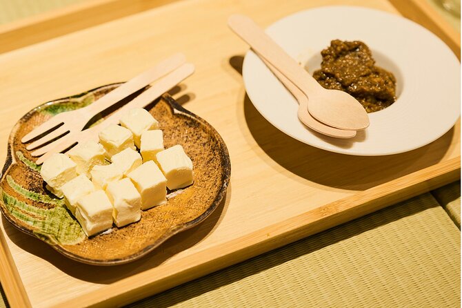 Tokyo : Asakusa Food Tour – 12 Dishes & 3 Drinks - Starting at Kaminarimon at 6:30 pm