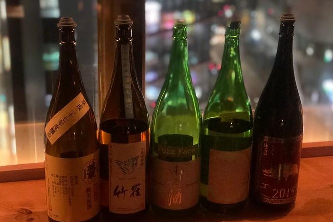 Tokyo Bar Hopping Tour in Shinjuku (All-You-Can-Drink + Dinner) - Golden Gai: tiny bars and a final change of pace