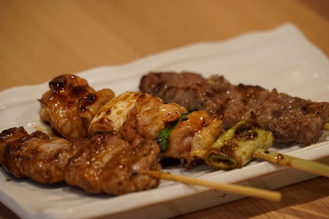 Tokyo Bar Hopping Tour in Shinjuku (All-You-Can-Drink + Dinner) - What the guides add to the night