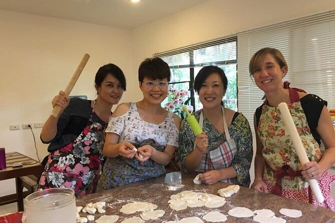 Tokyo: Night Cooking Class: 5 Home-Cooked Japanese Dishes - What you actually learn
