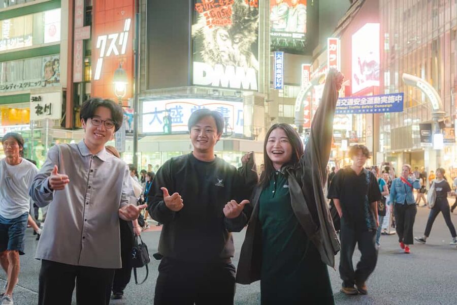 Tokyo: Shibuya Bar Crawl - 3 Drinks & Local Foods - - Who should book this Shibuya evening?
