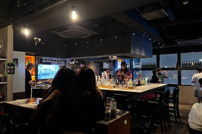 Tokyo: Shibuya Local Bar & Izakaya Crawl Tour - The guide can make or break the evening