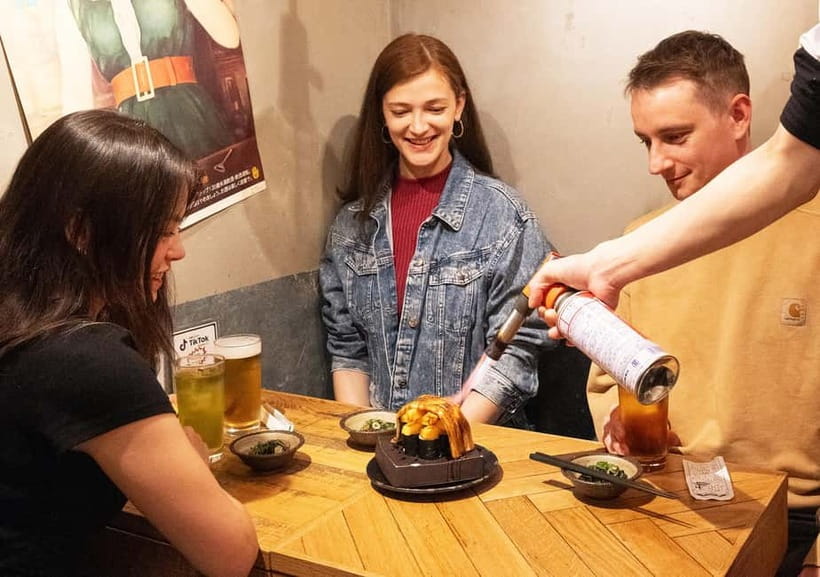 Tokyo: Shinjuku Bar Hopping & Night Walking Tour - Why Shinjuku works so well after dark