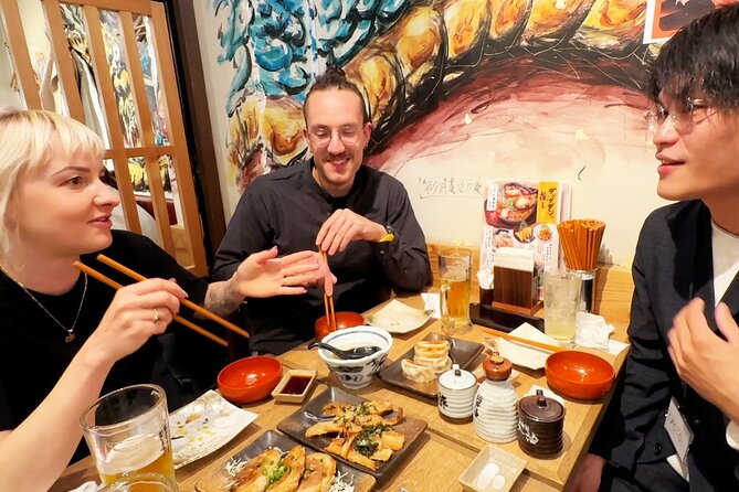 Tokyo: Shinjuku Bar Hopping & Night Walking Tour - What the $30 price really covers