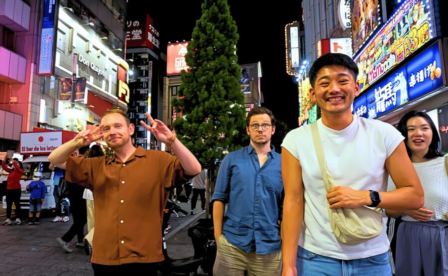 Tokyo: Shinjuku Hidden Japanese Bar Tour (Neon Light City) - Walking through Kabukicho under neon lights