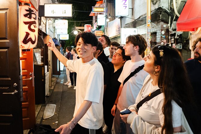 Tokyo: Shinjuku Local Bar Hopping Walking Tour - Key points at a glance