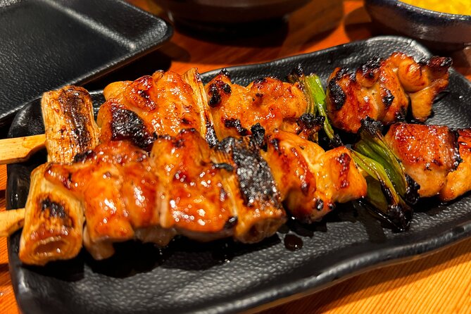 Tokyo: Shinjuku Local Bar Hopping Walking Tour - What the guide adds to the night