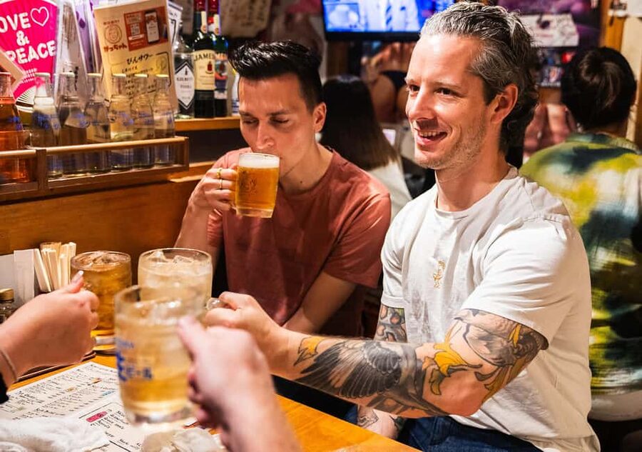 Tokyo: Shinjuku Nightlife Tour with Karaoke and Bar Hopping - Key points to know before booking