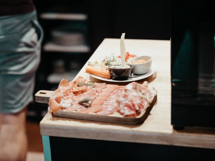 Toulouse: Wine Bar Walking Tour with a Local Wine Expert - AOC, IGP, and the French label puzzle