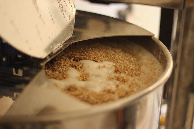 Visit to a Family Brewery in Loulé with Tasting - What happens during the 90-minute experience