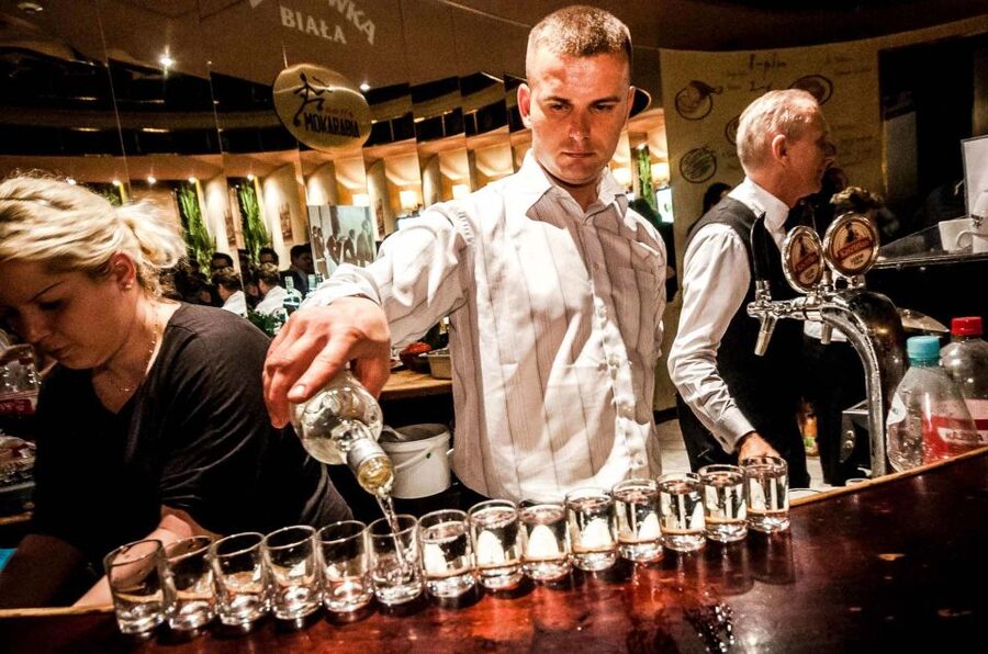 Warsaw: Evening History and Pubs Tour by Retro Minibus - What the vintage Żuk adds, and what it takes away