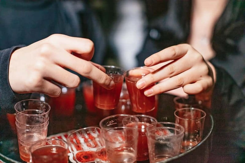 Warsaw: Pub Crawl with Optional 1-Hour Open Bar - Karaoke, Music, and the Move Through Warsaw After Dark