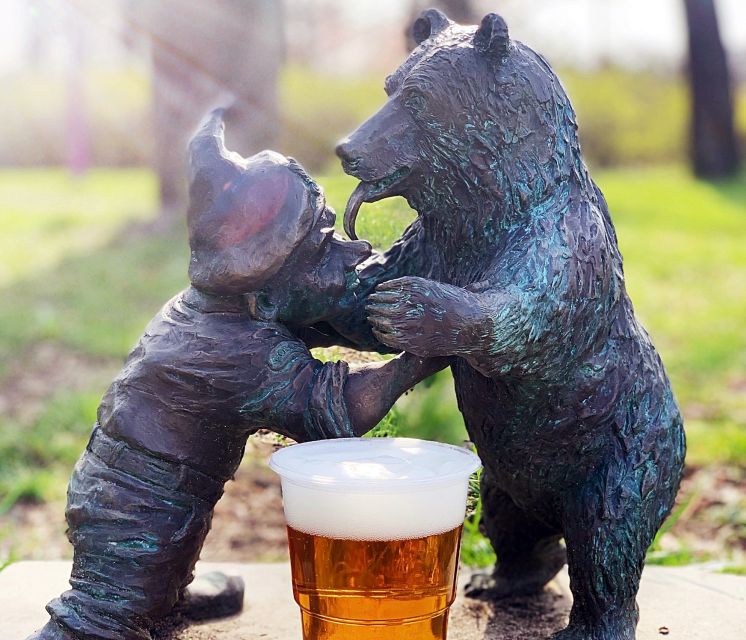 Wrocław: Polish Craft Beer Walking Tour with Tastings - The first pub: starting with Polish beer