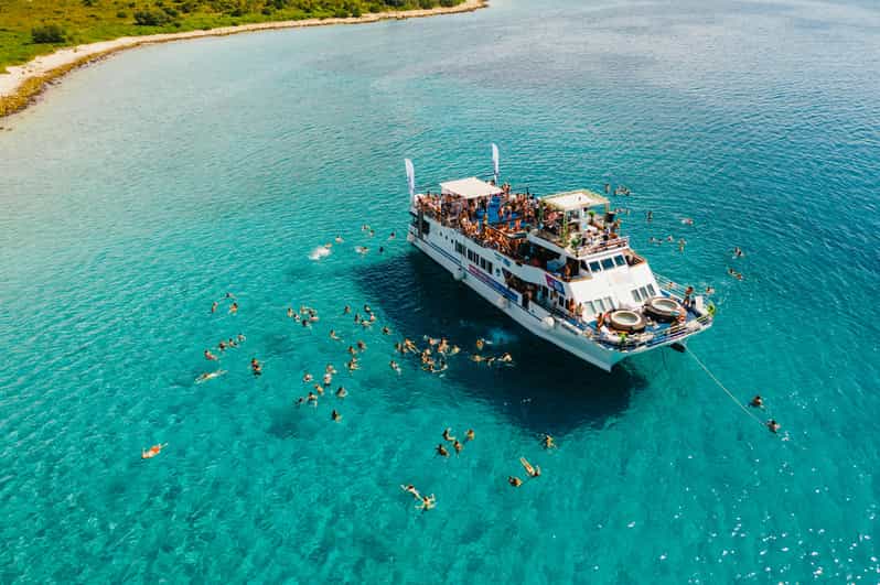 Zrce: Novalja Boat Party Booze Cruise - What kind of boat party is this?